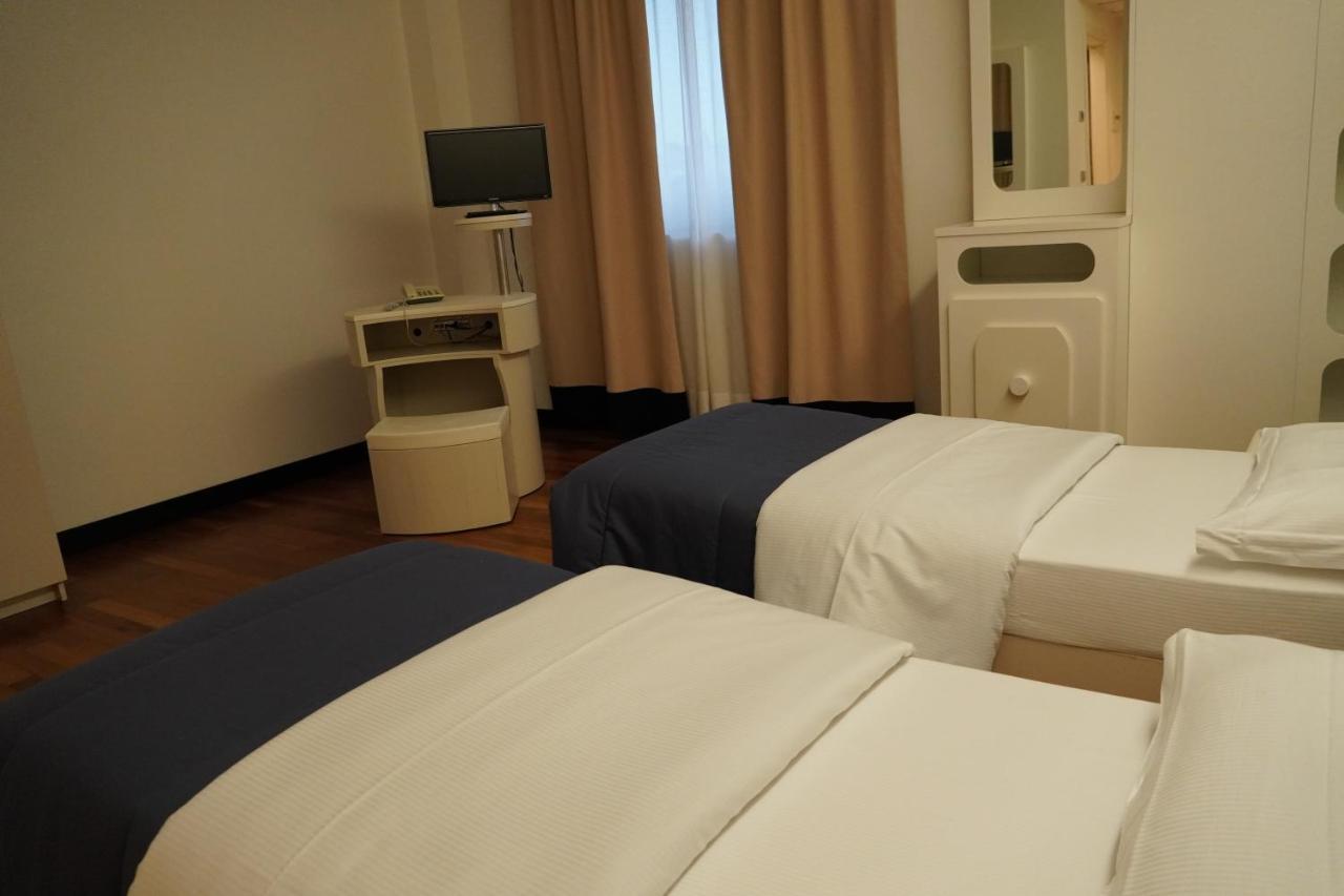 Residence Prestige Gorgonzola Esterno foto